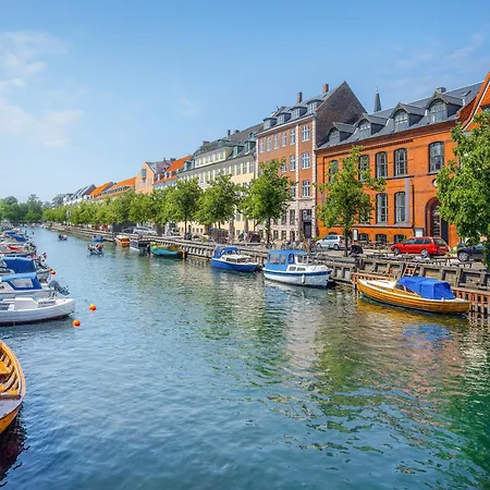 Sanders Leaves - Pleasant Four-bedroom In Downtown * Copenhagen